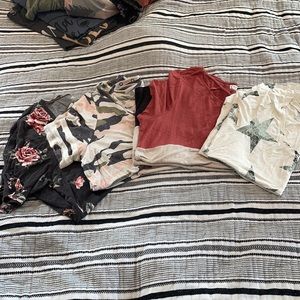 Bundle of Maurices 24/7 tees